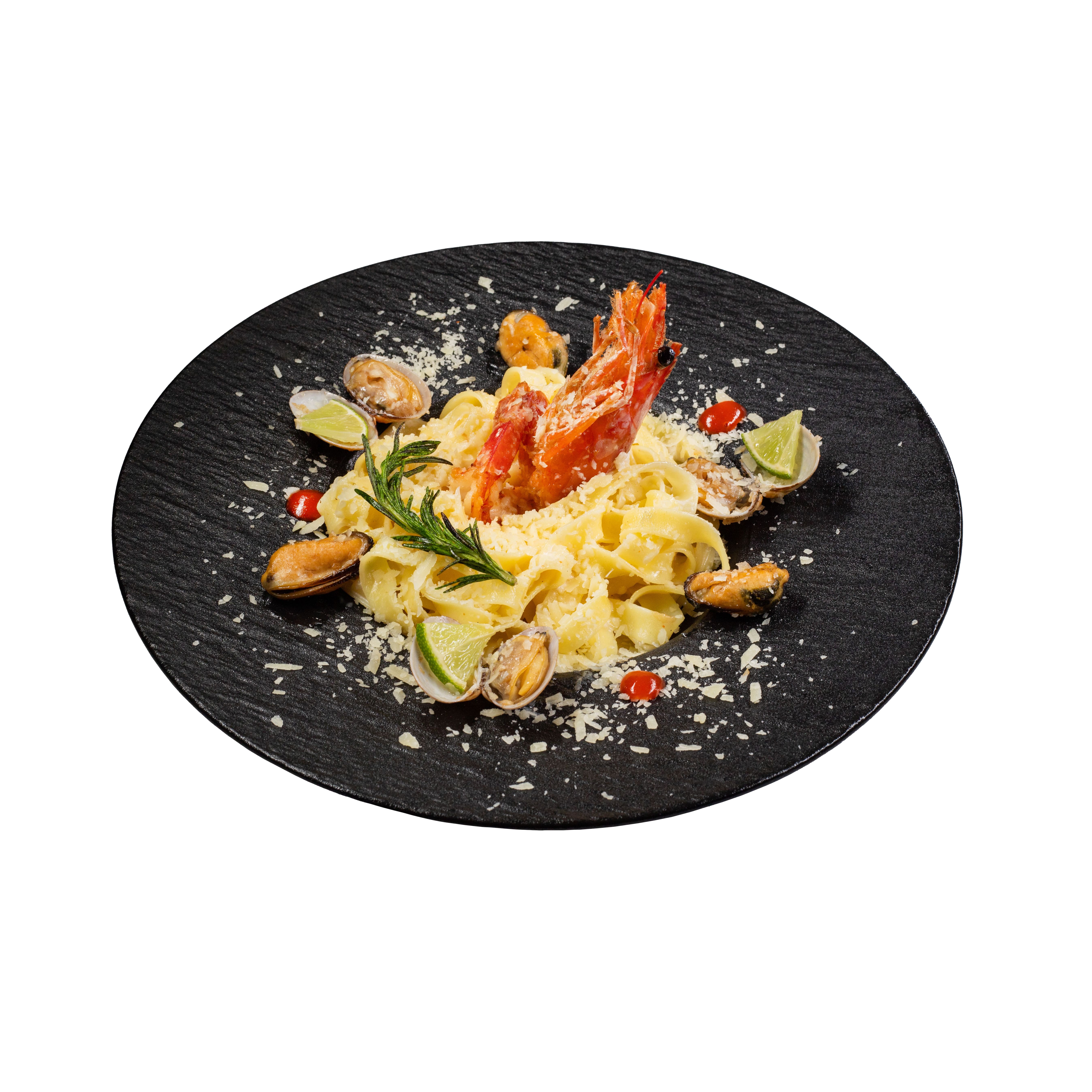 Паста с лангустином и морепродуктами